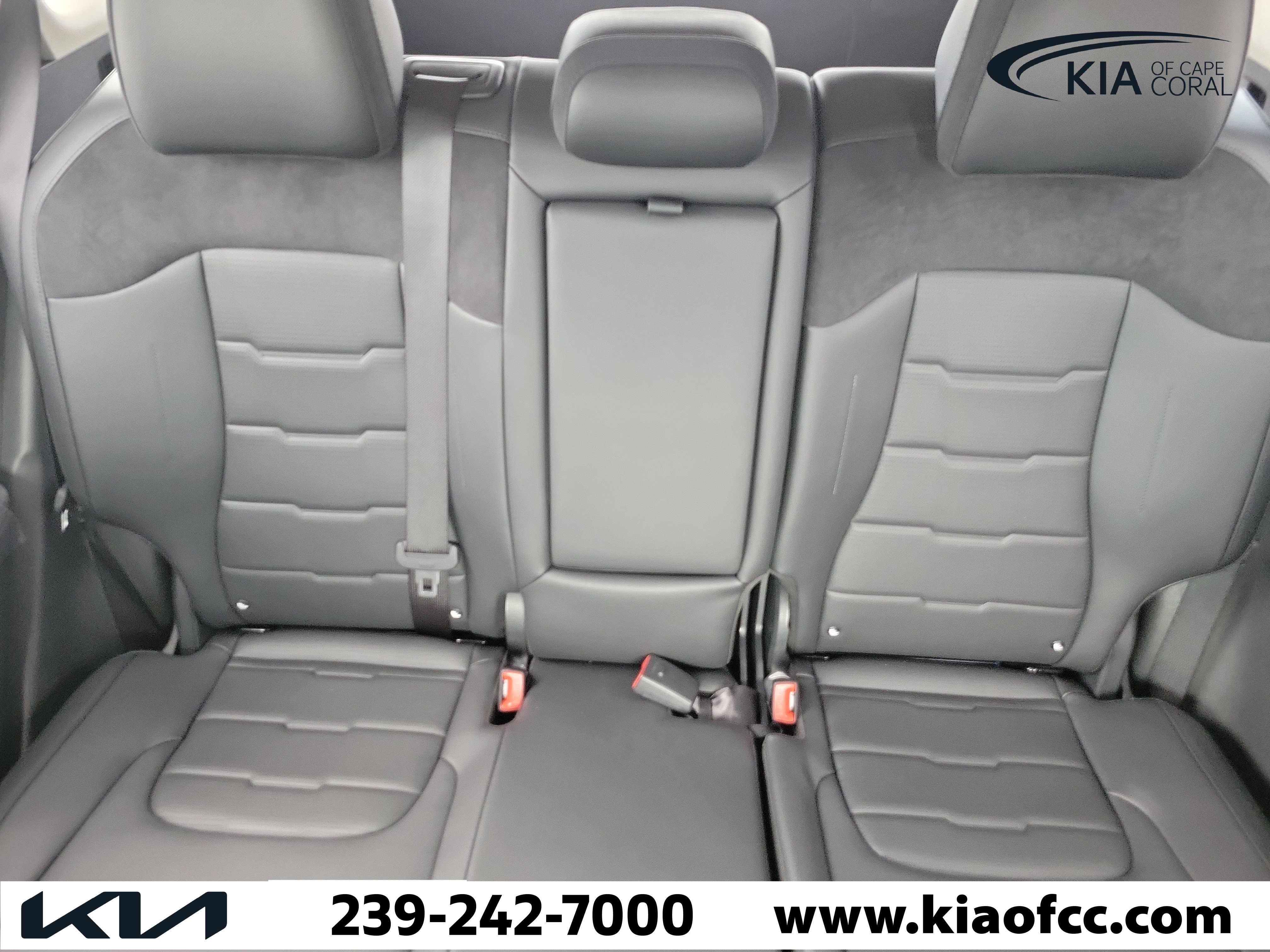 New 2026 Kia Sportage SX FWD image 33