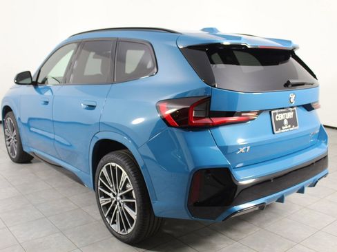 Used 2025 BMW X1 xDrive28i w/ M Sport Package image 19