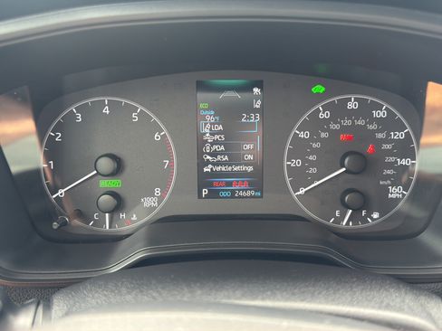 Used 2025 Toyota Corolla Cross AWD Hybrid image 23