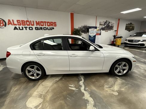 Used 2015 BMW 328i xDrive Sedan AWD/4WD image 8