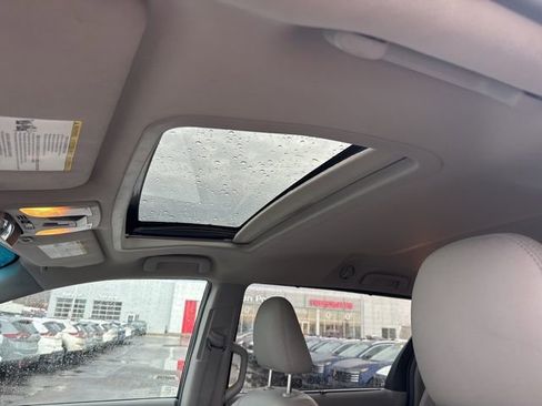 Used 2017 Toyota Sienna XLE w/ XLE Navigation Package image 32