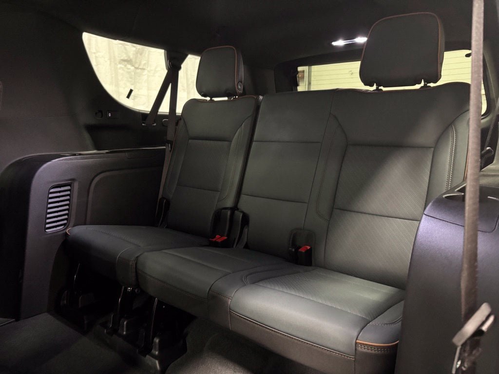 Used 2026 GMC Yukon XL AT4 w/ AT4 Premium Package AWD/4WD image 51