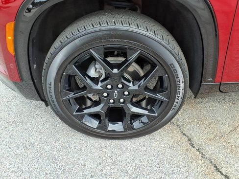 Used 2024 Chevrolet Traverse RS w/ LPO, Floor Liner Package image 13