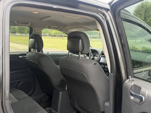 Used 2014 Jeep Compass Sport w/ Power Value Group FWD image 26