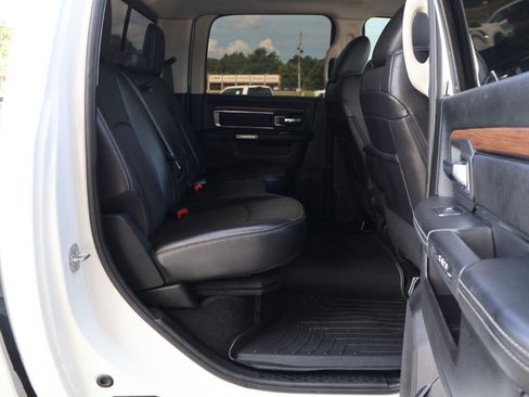 Used 2017 RAM 2500 Laramie AWD/4WD image 11