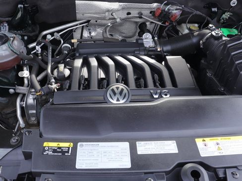 Used 2021 Volkswagen Atlas SEL Premium image 39