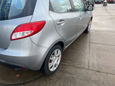 Used 2014 MAZDA MAZDA2 Sport image 8