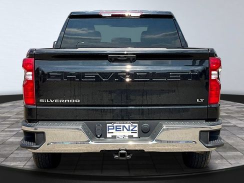 Used 2023 Chevrolet Silverado 1500 LT AWD/4WD image 6