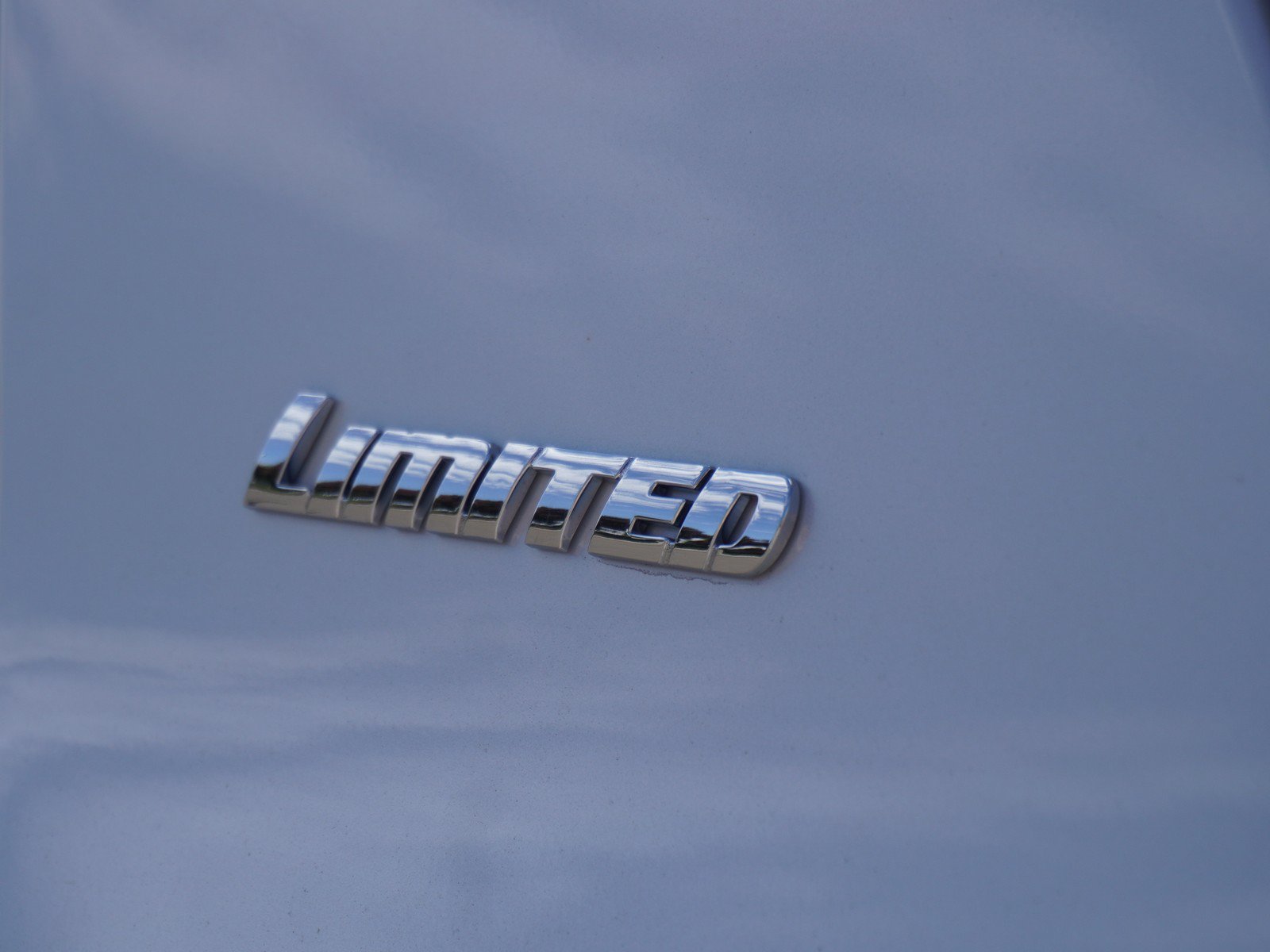 Used 2024 Toyota 4Runner Limited AWD/4WD image 9