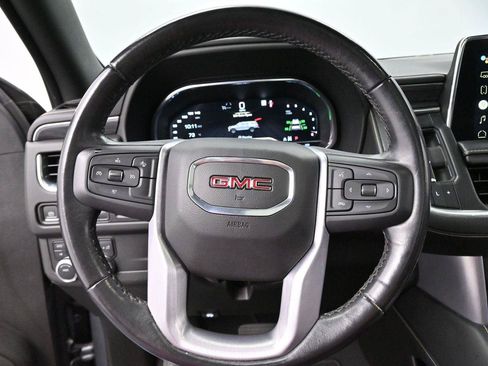 Used 2022 GMC Yukon XL SLT AWD/4WD image 18