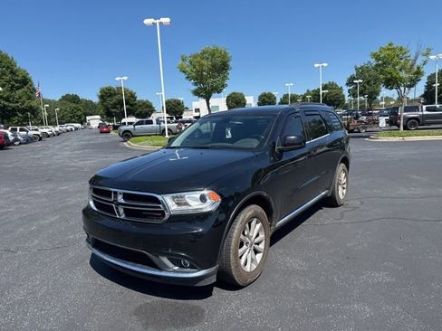 Used 2020 Dodge Durango SXT AWD/4WD image 4