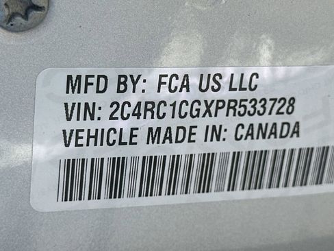 Used 2023 Chrysler Voyager LX image 30