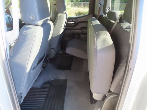 Used 2024 Chevrolet Silverado 1500 Custom image 23