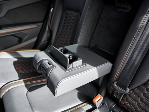 Used 2022 Lamborghini Urus image 49