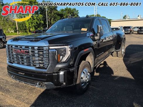Used 2025 GMC Sierra 3500 Denali w/ Denali Reserve Package AWD/4WD image 1