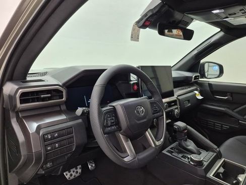 Used 2026 Toyota Tacoma TRD Sport AWD/4WD image 51
