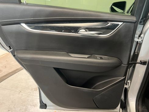 Used 2020 Cadillac XT5 Premium Luxury image 19