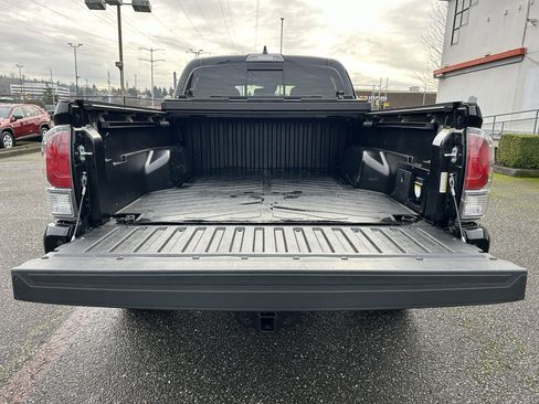 Certified 2021 Toyota Tacoma TRD Off-Road w/ TRD Premium Off Road Package image 25