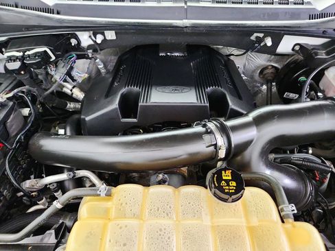 Used 2019 Ford F150 XLT w/ Equipment Group 301A Mid AWD/4WD image 29