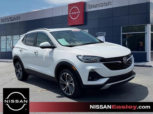 Used 2021 Buick Encore GX Select w/ Advanced Technology Package AWD/4WD image 1