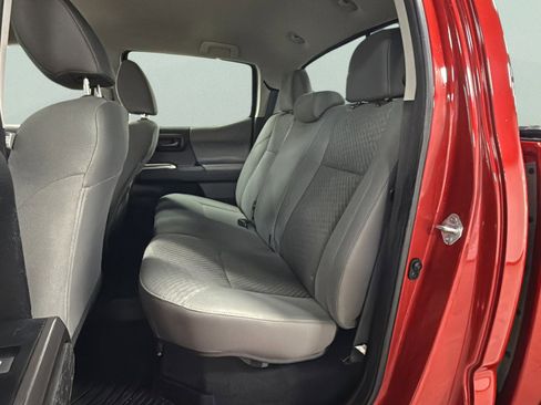 Used 2021 Toyota Tacoma SR5 image 31