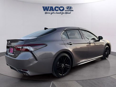 Used 2021 Toyota Camry XSE image 12