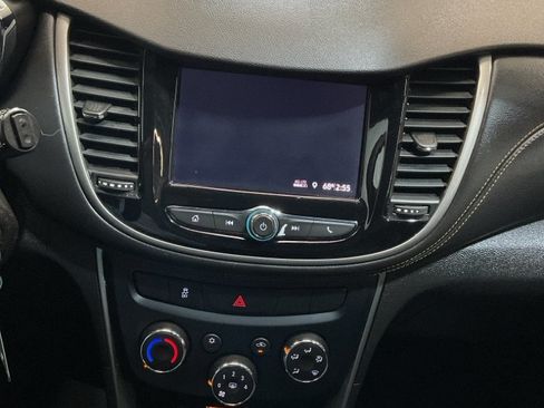 Used 2020 Chevrolet Trax LS w/ Tint and Cruise Package FWD image 23