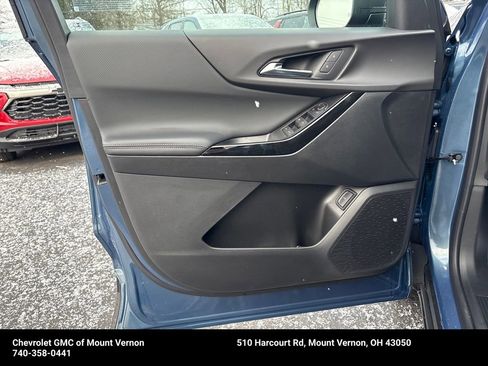 New 2026 Chevrolet Equinox LT w/ Convenience Package II image 11