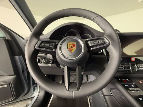 New 2026 Porsche Macan image 33