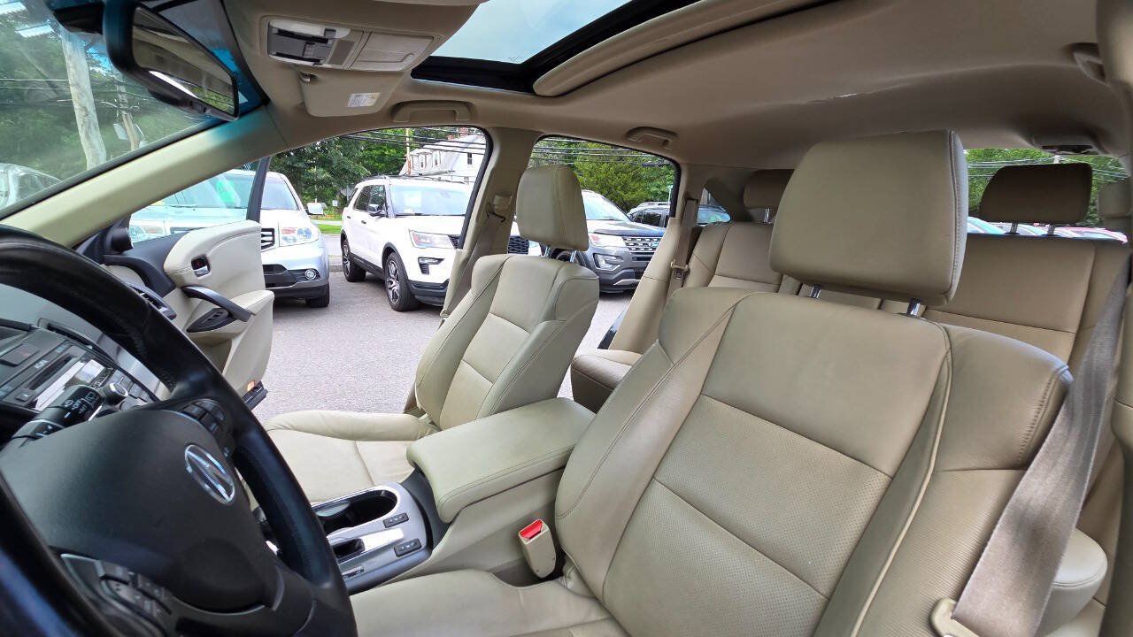 Used 2013 Acura RDX w/ Technology Package AWD/4WD image 27