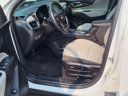 Used 2018 Chevrolet Equinox LT AWD/4WD image 11