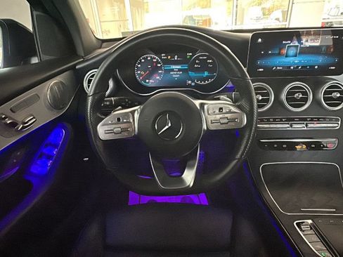 Used 2021 Mercedes-Benz GLC 300 image 17