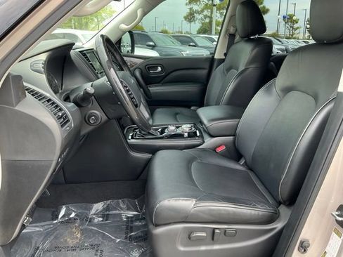 Used 2021 INFINITI QX80 Luxe w/ All-Season Package AWD/4WD image 13