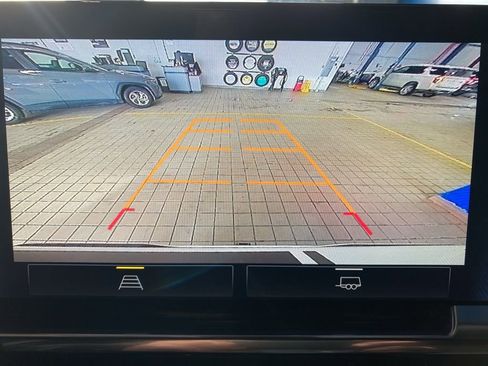 Certified 2023 Chevrolet Silverado 1500 RST w/ Rally Edition image 3