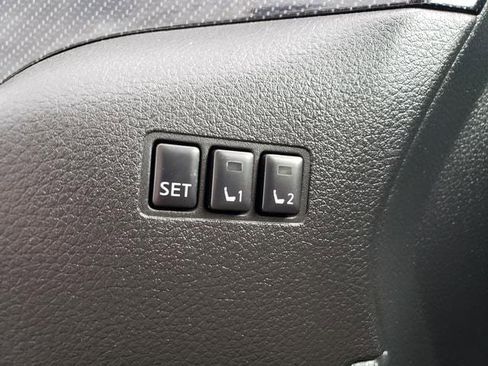 Used 2019 Nissan Rogue SL image 21