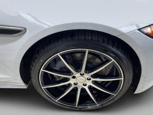 Used 2022 Jaguar XF R-Dynamic SE image 21