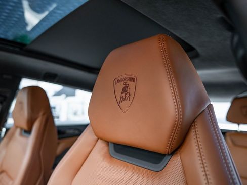 New 2025 Lamborghini Urus SE image 18