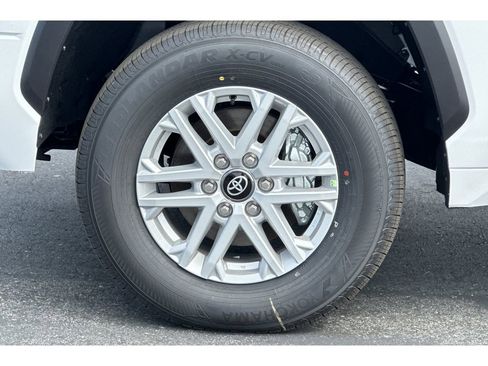 New 2025 Toyota Tundra SR5 image 31