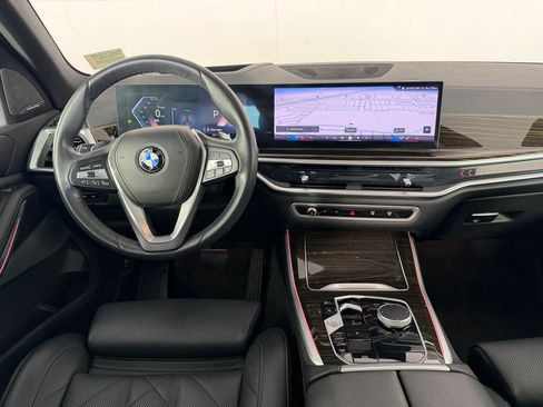 Used 2024 BMW X5 xDrive40i w/ Premium Package image 30