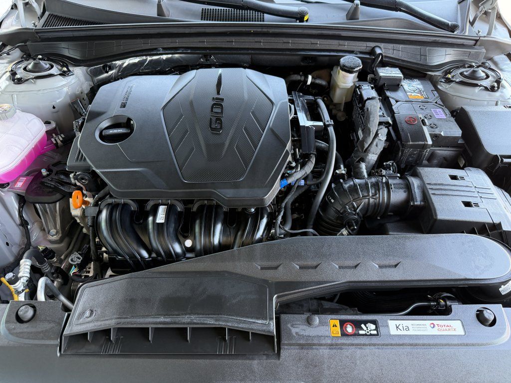 Used 2025 Kia K5 GT-Line w/ GT-Line Premium Package FWD image 39