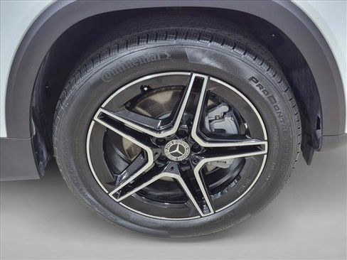 Used 2026 Mercedes-Benz GLB 250 image 24