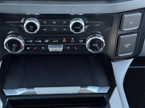 Used 2024 Ford F350 Limited w/ FX4 Off-Road Package image 18