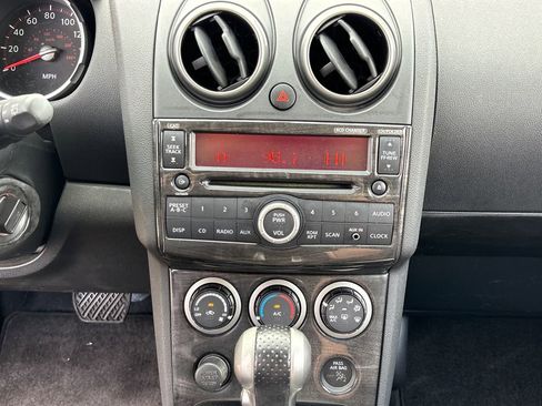 Used 2009 Nissan Rogue SL w/ Premium Pkg FWD image 29