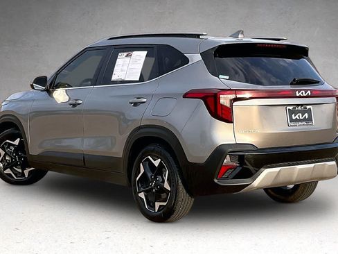 Certified 2024 Kia Seltos EX FWD image 4
