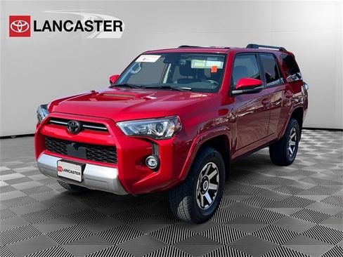 Certified 2023 Toyota 4Runner TRD Off-Road Premium image 3