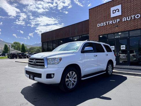 Used 2014 Toyota Sequoia Limited AWD/4WD image 4