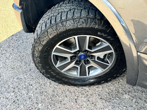 Used 2017 Ford F150 Lariat AWD/4WD image 12