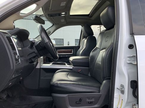 Used 2011 RAM 2500 Laramie image 28