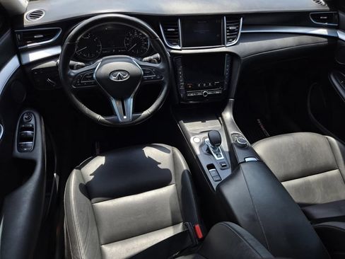 Used 2021 INFINITI QX50 Luxe FWD image 17
