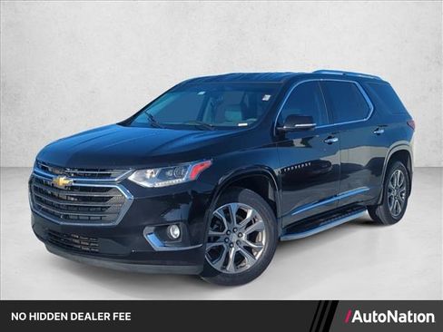 Used 2020 Chevrolet Traverse Premier FWD image 1